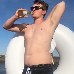 Meet your Posher, Iphone